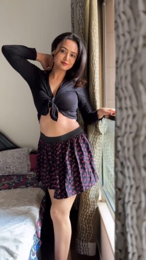 Aditi Rawat Instagram - Mera Pehla Aur Aakhiri Pyar Bann Ja
Aisa Yaara Mera Tu Bukhar Bann Ja ❤️‍🔥
.
.
#ɴᴇᴡᴘᴏsᴛ #ɴᴇᴡʀᴇᴇʟ #aditirawat #reeltime #bukhaar #ᴛʀᴇɴᴅɪɴɢsᴏɴɢ #lookbook #fashionstyle #feelitreelit #picturs #ɪɴsᴛᴀʀᴇᴇʟ #ınstalife #photoshootfun #photoshootreel