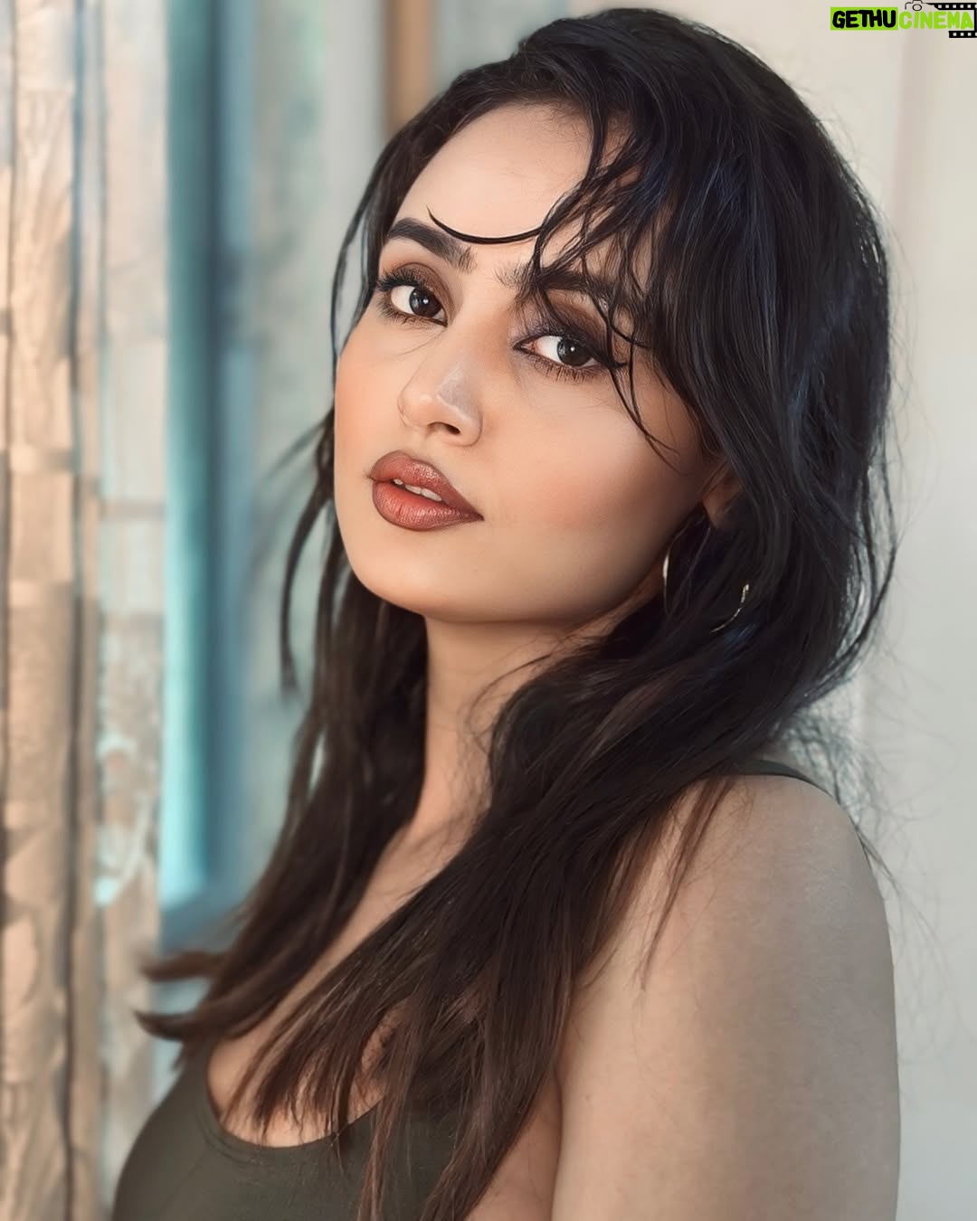 Aditi Rawat - 1.1K Likes - Flawed yet fabulous ❤️🔥
#ɴᴇᴡᴘᴏsᴛ #picturs #aditirawat #lookbook #feelingpretty #pictursoftheday #ɪɴsᴛᴀᴘᴏsᴛ #lookingfabulous #girlygirl