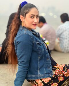 Actress Aditi Sajwan HD Photos and Wallpapers February 2025
