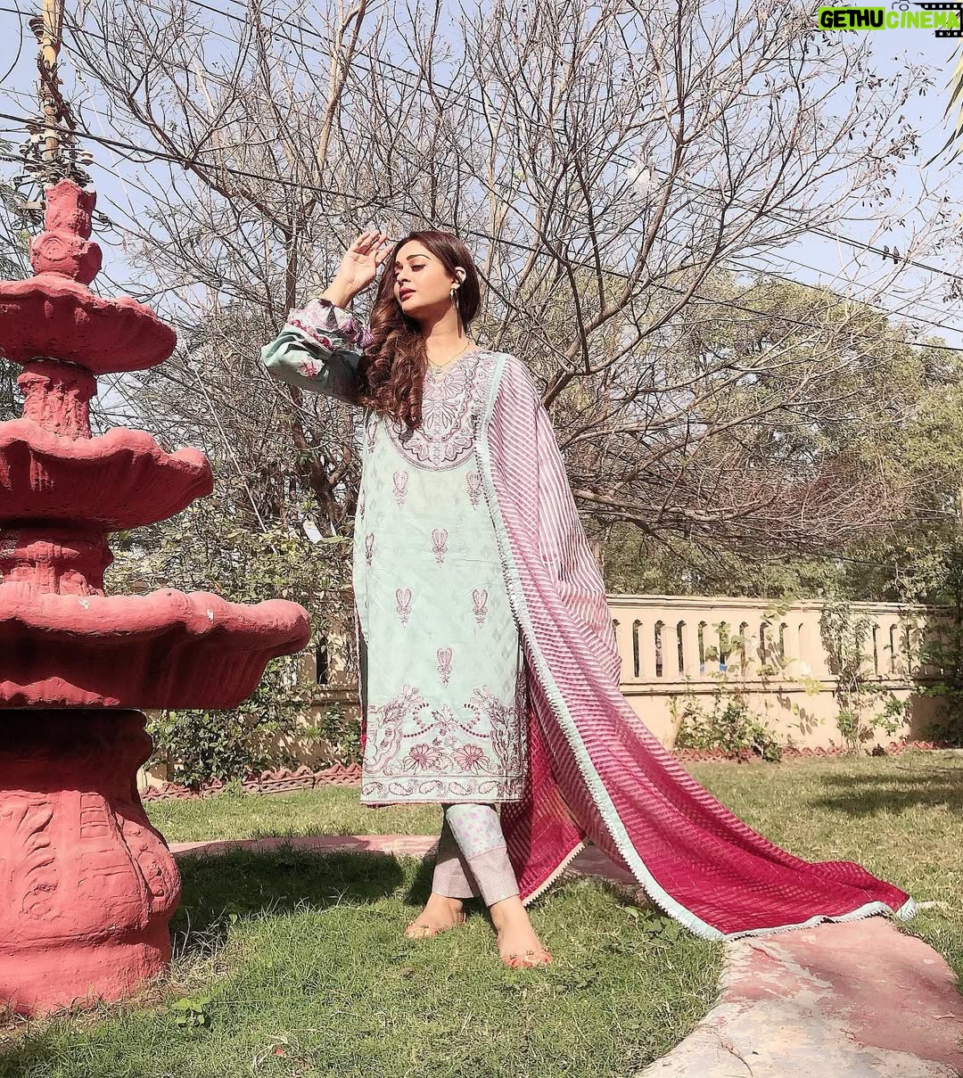Adla Khan - 1.6K Likes - #inteqam Daily at 7:00 pm @harpalgeotv
👗 @faizafaisalbyittehad @sairarizwan_official thank x @ittehad.official