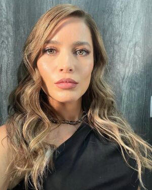 Adriana Fonseca Instagram - Papas por conveniencia dump.
_______
Este domingo ya el final de este bello proyecto ✨
This Sunday marks the end of this beautiful project.
.
.
#papásporconveniencia #tv #cute #actress #lifestyle #memories