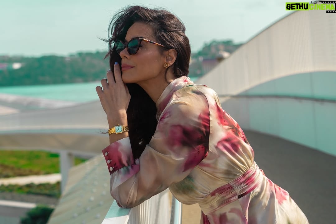 Adriane Garcia - 210 Likes - Bem que ele falou que seria difĆcil escolher umaāŗļø @honorato.nuno vocĆŖ caprichou!
Me digam vcs qual delas gostam mais?