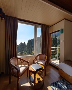 Adrija Ghoshal Instagram - A day at @hotelmahakala in Lava, Kalimpong 😍