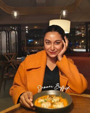 Adrija Ghoshal Instagram - New Buffet Spot in Kolkata: YAYAvar @hyattcentrickolkata ❤️
Available everyday from 7pm to 11:30pm
And on Sundays also from 12:30pm to 3:30pm

📍@hyattcentrickolkata