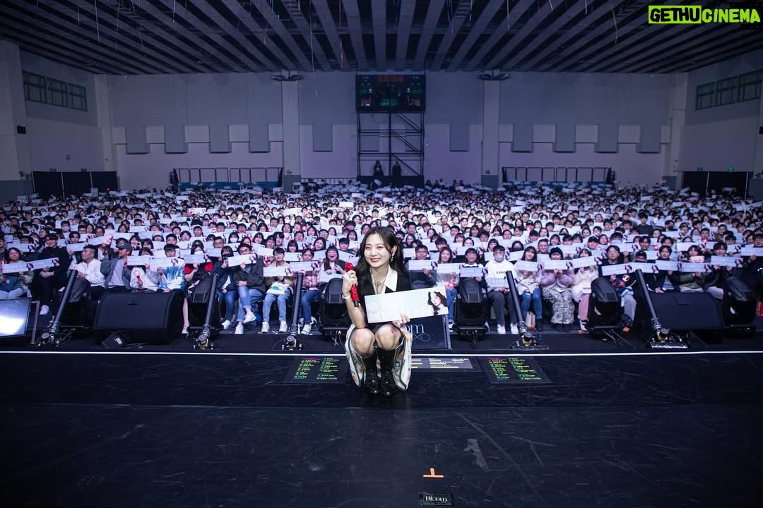 Ahn Ji-young - 19.1K Likes - /
你的聲音充斥此處是如此耀眼美麗
再次華麗綻放的台北
直到重新相見為止都會在你們身邊
謝謝 台北🐰🤍🩵