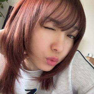 Ai Kago Instagram - 😉🤍

今日から新しい挑戦するんだ！✨
