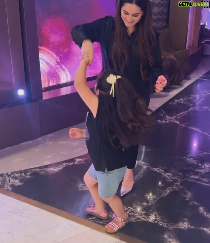 Aiman Khan - 149.9K Likes - Happy new year to all of you! Let’s recap 2024 and wait for part 2😂♥️
Special shoutout to my fans fam!!! Thank you so much for being part of my life your support means the world to me ♥️