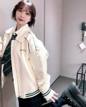 Aimi Instagram - 🤍💚
#OKOMAISON らいすぱーてぃー東京公演🗼