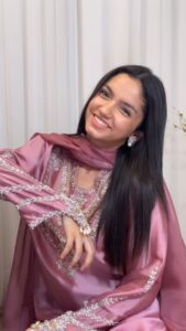 Actress Aina Asif HD Photos and Wallpapers October 2024