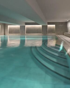 Ainett Stephens Instagram - Quale ti piace di più?😜
La 1, 2 ,3 ,4 o 5 ?🤔

#ainett#ainettstephens#spa#hotel#relax#lagattanera#swimwear