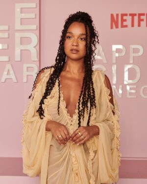 Aisha Dee Instagram - Apple Cider Vinegar on @netflix Feb 6th 🤙🏽
