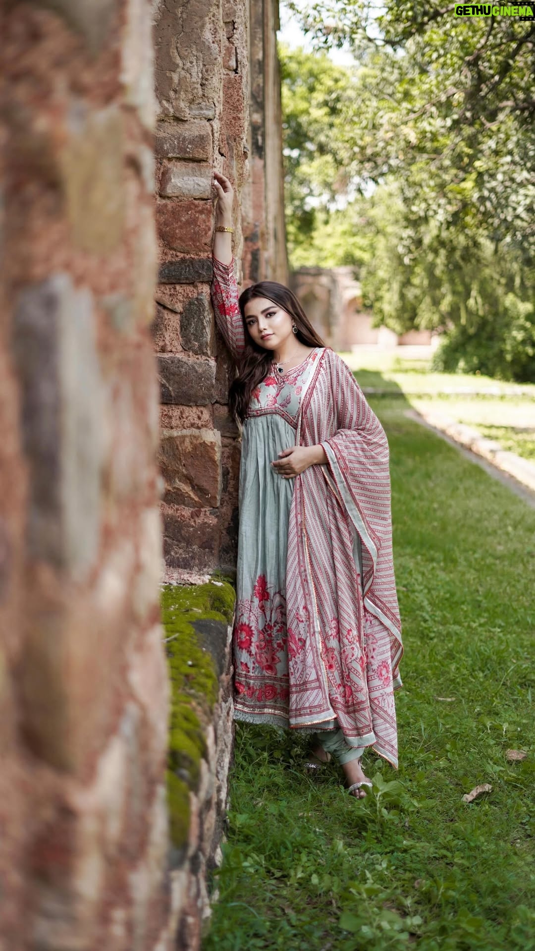 Aisha Mahdi - 106.7K Likes - #Collab // Indian Wear always close to my heart and I am thrilled to share these stunning outfits curated with the rich heritage of Delhi!
Today I am feeling all kinds of fabulous in the stunning Bairaas NOORIAT Collection.
First up, I'm rocking the GREEN HIBISCUS MULMUL FLORAL ANARKALI that is absolutely perfect for those Mehendi and Haldi celebrations. The vibrant green hue and intricate floral detailing have me swooning! It's an absolute showstopper!
Next, I slipped into the ICE BLUE MULMUL HANDWORK FLORAL ANARKALI SET, and guys, it's pure magic!
This outfit is perfect for any occasion, whether it's a casual day out or a special gathering. The delicate handwork and floral patterns add a touch of elegance to the beautiful ice blue fabric, making it an absolute must-have in your wardrobe.
Not only are these outfits drop-dead gorgeous, but they're also incredibly comfortable.
You won't have to compromise your style for comfort with these beauties! Whether you're twirling on the dance floor or simply enjoying a day out with friends, you'll feel like a queen in the Bairaas NOORIAT Collection.
So, what are you waiting for? Go ahead and check out their amazing collection, I promise you won't be disappointed!
Don't forget to show some love with a double-tap if you're loving these outfits as much as I am! #BairaasNOORIAT
@thebairaas
Join me in celebrating the beauty of Indian wear.
Let's cherish and preserve these remarkable legacies, embracing the beauty of our culture and heritage through our attire! 🤩💃🏻✨
#IndianWearLove #DelhiHeritage
#IndianFashion #CultureTreasures
#TraditionalVibes