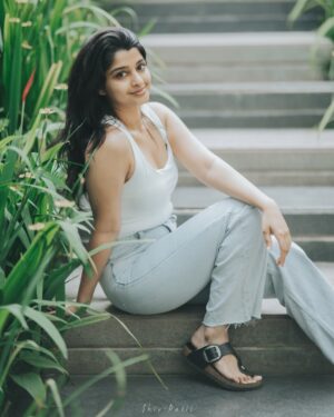 Aishani Shetty Instagram - Freshly baked!

@shivs_snap