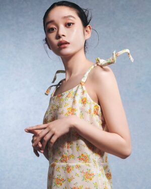 Akari Takaishi Instagram - 「25ans」

Movieも素敵なので是非見てください😊
https://www.25ans.jp/fashion/trends/a63684004/the-icons-akaritakaishi-250303/
(ストーリー貼ります)

#25ans #ヴァンサンカン #THEICONS 
Photo: @michiyoyanagihara