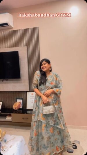 Akshya Digital Diaries Instagram - I recorded my first Get ready with me for Rakshabandhan & comment below did you like it? ♥️
.
Comment "Link" to get the link of my outfit. 🌸
.
#outfit #wishlist #wishlinked #wishlists #wishlistlink #link #outfit #outfitinspiration #wishlistblog