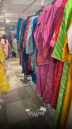 Akshya Digital Diaries Instagram - Vasansi Jaipur’s Annual SALE is here!
An event you just can’t miss! 💃🏻
@vasansi_jaipur 
.
Date : 20th Feb - 2nd March

10:30am - 7:30pm

Address: Vasansi Factory, Sitapura, Jaipur
Contact: 9116699591

#Vasansi #VasansiJaipur #Jaipur #VasansiJaipurAnnualSale
#jaipur #clothing #sale