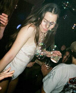 Alana Haim Instagram - (ha)im your valentine?