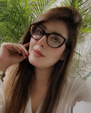 Aleezay Rasul Instagram - No One ☝️is You That Is Your Power 🧿💛

#bestlife #love #happy #lifestyle #motivation #instagood #life #travel #photography #family #happiness #instagram #selflove #goodvibes #best #summer #like #picoftheday #inspiration #friends #wellness #follow #goals #o