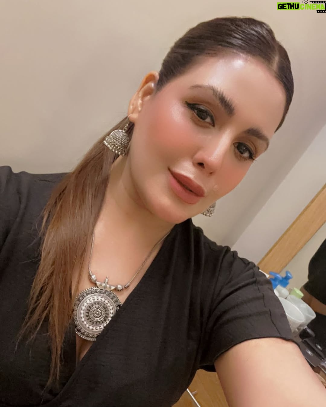 Aleezay Rasul - 459 Likes - Believe me, if I look beautiful š
itās not accident š¤š§æš
#beauty #love #beautiful #fashion #makeup #instagood #photography #style #model #photooftheday #like #instagram #art #follow #cute #girl #photo #picoftheday #happy #smile #bhfyp #life #hair #me #selfie #myself #instadailyš§æā¤ļø
