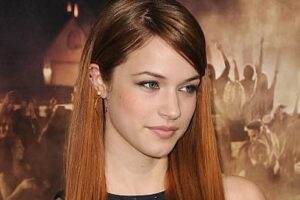Alexis Knapp Instagram - Did you ever want to see Project X in theatres but were too young to see it when it was out? Well we have GOOD NEWS FOR YOU!!! #ProjectX will be playing at the beautiful Egyptian Theatre LA via @am_cinematheque on Nov 22nd with a special Q&A with myself and the cast, director & producer. Tickets will sell out and we’re getting close so click link in bio as fast as u see this and secure your ticket now!! ONE LOVE #knapplings and I’ll see you party animals Nov 22nd. Till the break of dawn yo ✊🔥🎉🎉🎉🔥🎉🎉🎉🎉🎉🔥🎉🎉🔥🎉🎉🎉 #specialscreening #onceinalifetime #charliexcx