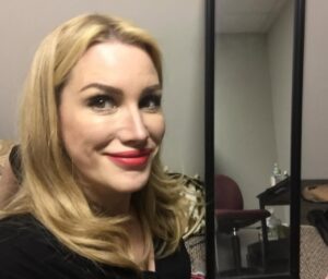 Alice Evans Instagram - BTS from the set of #TheOriginals 2014

Make sure you swipe through to pic four! 

#theoriginals #tvd #elijahmikaelson #klaus #esther #bts #dressing #makeupandhair #rebekah #freya #boymom