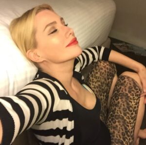 Alice Evans Instagram - Hey - you know who you are. 

This is what I think of your attempt to break me just now. You will never break me. I’ll go homeless and hungry but I will still have my children’s backs and spend every last cent I have on them. And work my butt off to earn that money. 

For my beloveds on here, pardon the cryptic intrusion. Somebody is trying to make my life very hard, and I’m struggling to keep my head above water! But I’ve got this! Thank you for your constant and unwavering support! 

Just remember - love wins, not hate. 

Love you guys and can’t WAIT for the meet and greets in Covington! 

#tvd #theoriginals