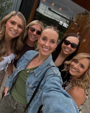 Alicia Banit Instagram - An influx of pics from my favourites album cos I can finally have more than 10! The last one is it for me 🥹 👼