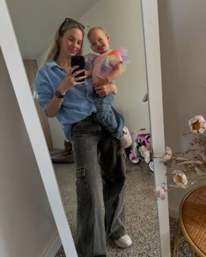 Alicia Banit Instagram - An influx of pics from my favourites album cos I can finally have more than 10! The last one is it for me 🥹 👼