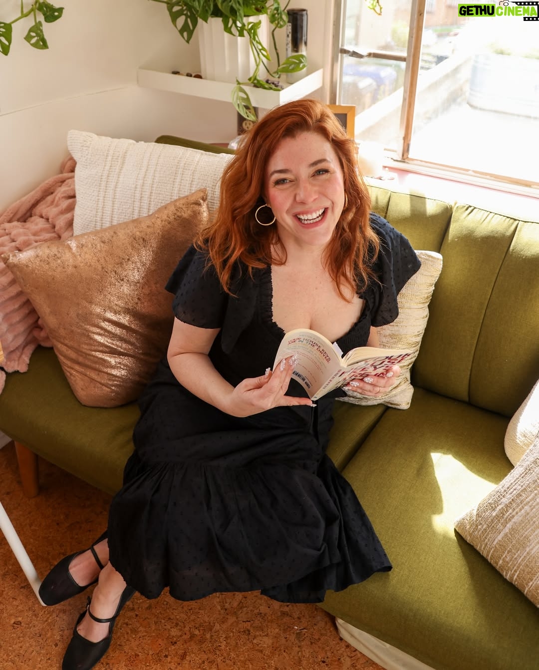 Alisha Gaddis - 194 Likes - Our Cleowoman @alishagaddishere is a force. Emmy & Grammy-winning artist, producer, writer, and motherāshe does it all with purpose. Her advice? Get louder. Make your art. Let it fail. Make it again. The world needs you.
Tap the link in stories to read our full conversation with Alisha ā this one will inspire you! āØ
#Cleowoman