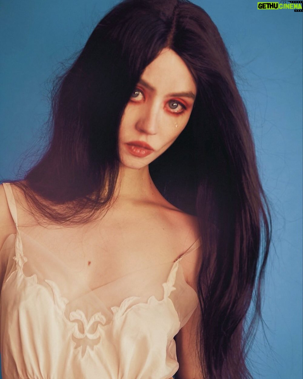 Allison Harvard - 25.6K Likes - ⚔️
