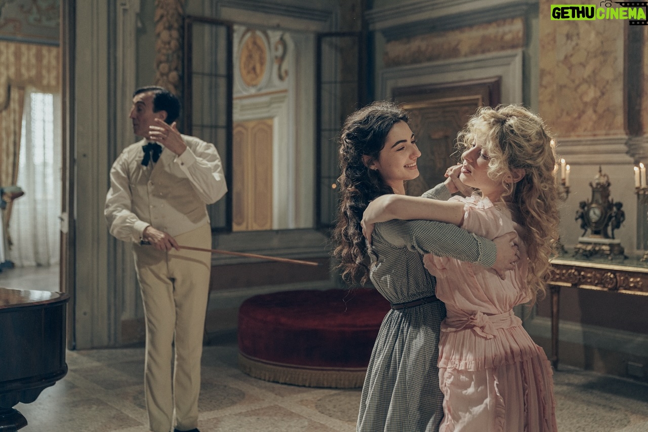 Alma Noce - 2.2K Likes - Momenti di Gioia…

L’Arte Della Gioia di Valeria Golino ❤️‍🔥
@skyitalia @nowtvit @htfilm 

Foto di @tonymartorelli

#SkyOriginal #ArteDellaGioia
