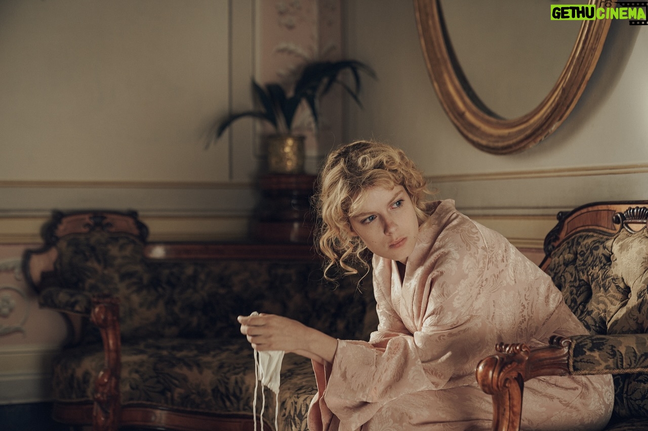 Alma Noce - 2.2K Likes - Momenti di Gioia…

L’Arte Della Gioia di Valeria Golino ❤️‍🔥
@skyitalia @nowtvit @htfilm 

Foto di @tonymartorelli

#SkyOriginal #ArteDellaGioia