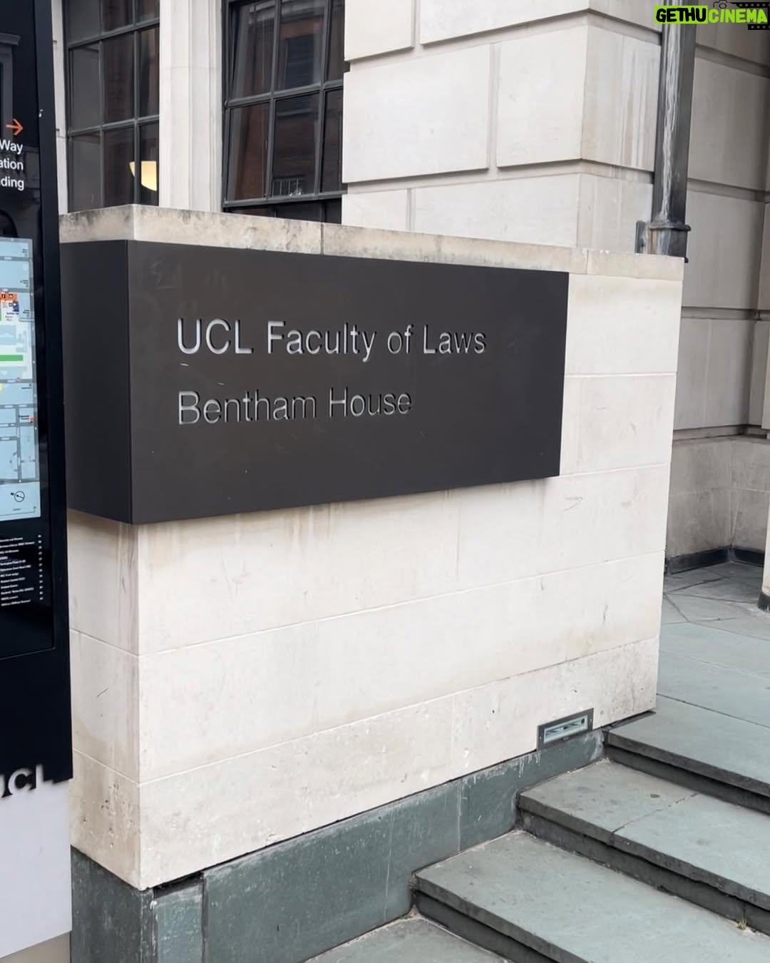Alya Rohali - 5.2K Likes - Visiting @namiradjani’s campus @ucl on her first day kuliah .
Very nice campus di tengah kota . Enjoy being Londoners jan , belajar yang semangat ya and maksimalkan mendapatkan new experience .
Backsound single @namiradjani yang menemani perjalanan dia mulai dari apply kuliah, les dan tes IELTS sampai persiapan apply LPDP .