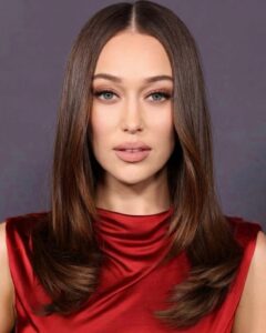 Actress Alycia Debnam-Carey HD Photos and Wallpapers March 2025