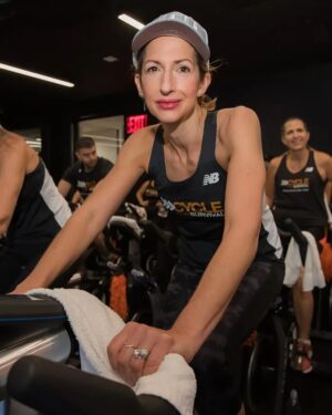 Alysia Reiner Instagram - It’s @cycleforsurvival x @soulcycle day!! I have been doing @cycleforsurvival for over a decade now & will do it till we eradicate CANCER!! Please donate if you can!! Love you @melaniegriffithnyc & on your team #forlife 

LINK IN BIO & also here:
https://secure2.convio.net/mskcc/site/TR;jsessionid=00000000.app20112a?px=4436128&pg=personal&fr_id=4202&NONCE_TOKEN=53711C40098EE9452958BC5CC32640EE

#cancer #cancersucks #fcancer #cycleforsurvival #soulcycle #endcancer