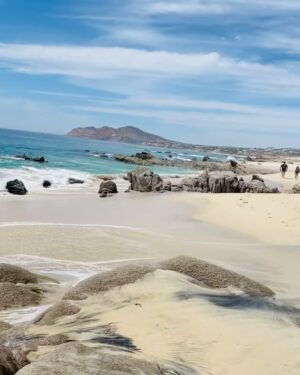 Alysia Reiner Instagram - Ocean. Rock. Nature. Truth. Healing. 
Water is my medicine today. As hope spurts from the whales blowhole (I am able to ignore all blowhards! ) 

Thank you @grandvelasboutiquehotel As world politics feel completely upside down I deeply needed this healing time. Find your healing in this time. #joyisanactofresistance  @velasresorts #myvelasexperience