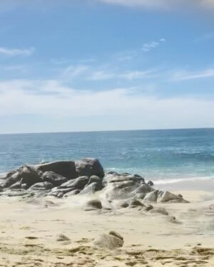 Alysia Reiner Instagram - Ocean. Rock. Nature. Truth. Healing. 
Water is my medicine today. As hope spurts from the whales blowhole (I am able to ignore all blowhards! ) 

Thank you @grandvelasboutiquehotel As world politics feel completely upside down I deeply needed this healing time. Find your healing in this time. #joyisanactofresistance  @velasresorts #myvelasexperience