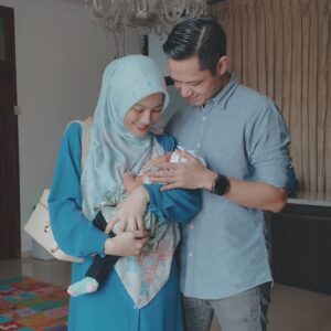 Alyssa Soebandono Instagram - Our baby girl ♡

Masya Allah TabarakAllah.