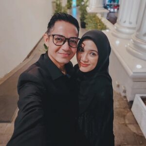 Alyssa Soebandono Instagram - About last night with my  1 ♡

Happy wedding, Febby & Ajat. Semoga senantiasa penuh berkah, bahagia, dan Allah jaga selalu untuk membangun keluarga yang sakinah mawaddah warahmah.

Aamiin Allahumma Aamiin.
