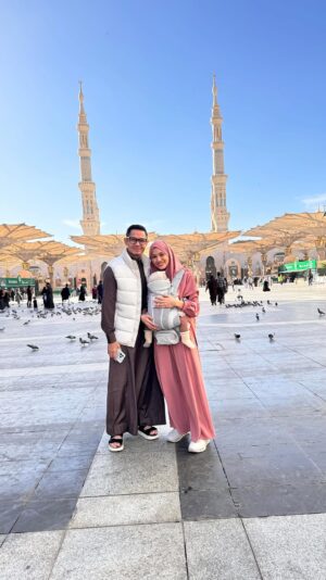 Alyssa Soebandono Instagram - Jatuh Cinta di Kota penuh Cinta, Madinah ❤️
.
Ma Syaa Allah Tabarakallah
Allahumma Sholli ala sayyidina Muhammad
.
#madinah