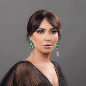 Amal Arafa Instagram - 📸 
Styled by : @carolfull 
Jumpsuit : @saiidkobeisy 
Jewelry : @auroreezzedine  Hairstyling : @georgeselmendelek 
Makeup : @hildadaagher 
..
#amalarafa #new #photosession #picoftheday #instapic #instafashion #instagood #fashion #couple #black #makeup #stylish #jewelry #trending #instagram #lebanon #beirut #syria #damascus #saudiarabia #dubai #arabworld #mbc #mbc1 @mbc1 
‎#أمل_عرفة #عبد_المنعم_عمايري #بصراحة_مع #أمل_عرفة_بصراحة_مع