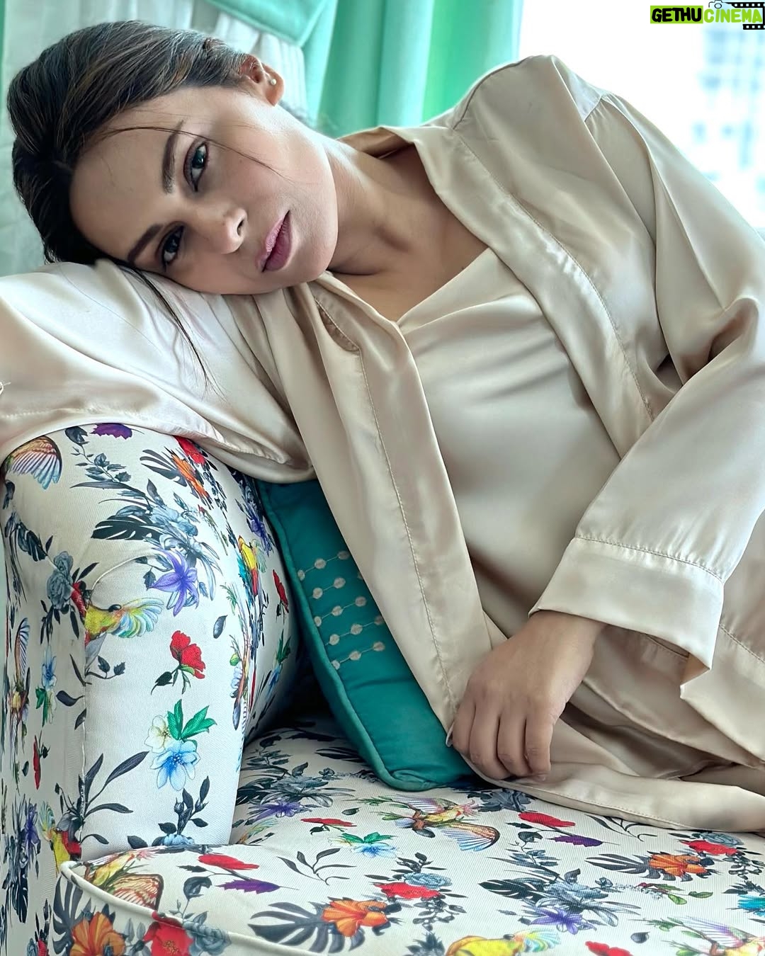 Amar Khan - 14.7K Likes - مجھے تم نظر سے گرا تو رہے ہو 🩷🔥
How is Daniya coming along ??
#sunnmeredil
💄 @imranaslammua
👗 @shop.larosapk