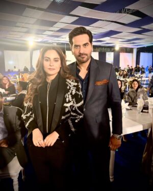 Amar Khan Instagram - Winters Mashup,December Dump💕