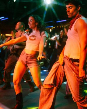 Ana Coto Instagram - One night at @stud.country by @makabekah 👯‍♀️