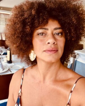 Ana Flavia Cavalcanti Instagram - Saudade de @sitgesfestival 🍓
Continente de Davi Pretto no @globoplay 
Inesquecível receber uma massagem tailandesa frente mar. 
Resumindo: a vida presta 🍓

#ᴛʙᴛ