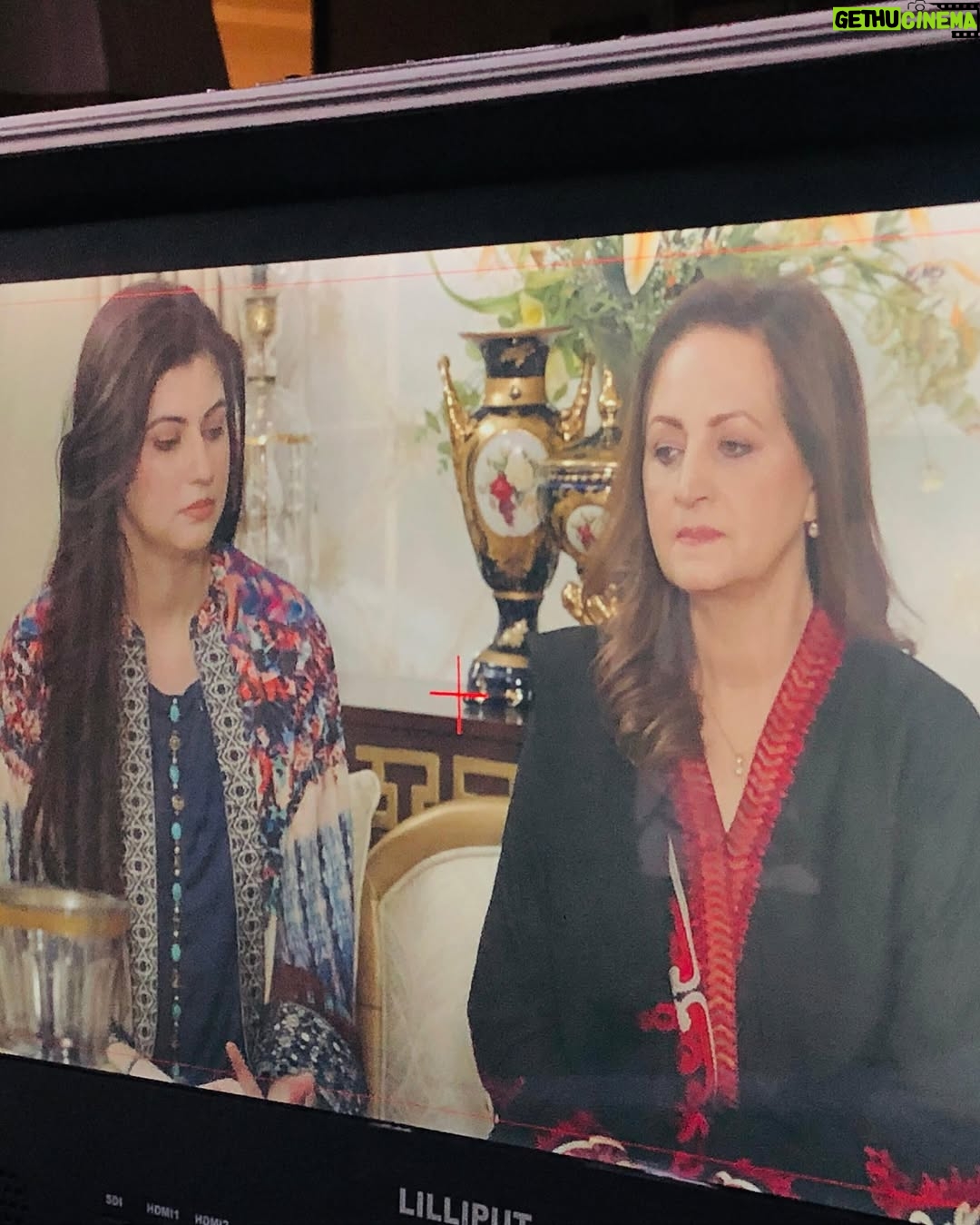 Anam Goher - 13.8K Likes - Snippets from the sets of #Jafaa 🎬🫶🏻🪻
Ps : Yes abhi tak Canada nahi ponchi ;P
Thanks for the immense love with Nimras character.
.
.
.
.
.
.
.
.
.
.
👗 @mariabofficial @shazakmalikofficial @limelight.pret @generation_pk
💄 @haris_rajpoot_mua
@humtvpakistanofficial #humtv #jafaa #bts #photography #instagood #instagram #instadaily #reels #reelsinstagram #tv #drama #fyp #explore #explorepage #portraitphotography #photo #newpost