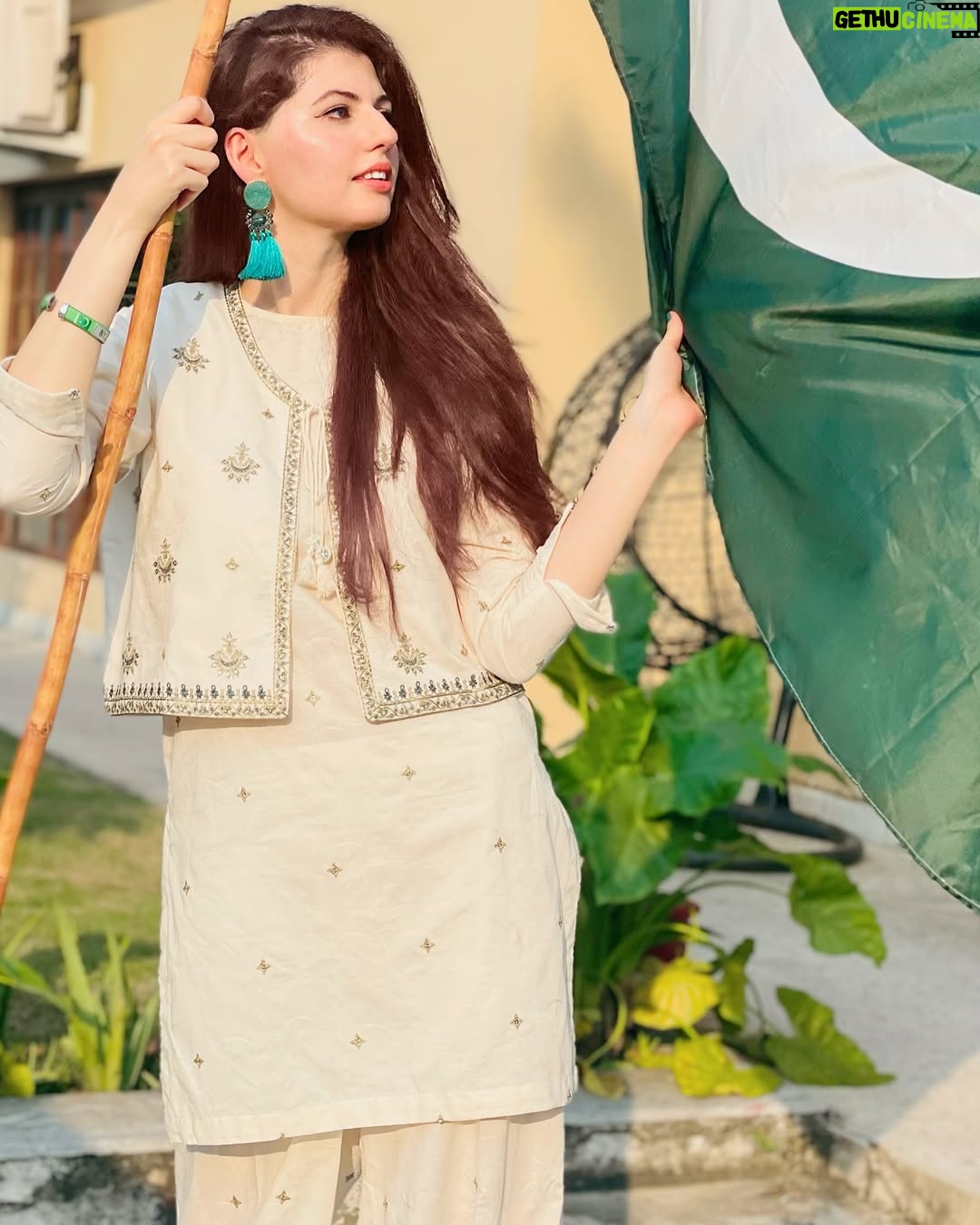Anam Goher - 22.7K Likes - Aj meri salgirah hai 🤍 Happy 77th Independence day to Pakistan and happy birthday to meeee! Thank you for the calls and messages love you all 🇵🇰♥️🎉
.
.
.
.
.
.
.
👗 @sapphirepakistan
#AzaadiMubarak #Independenceday #Pakistan #birthday #PakistanyouareLove #birthdayshenangins #instagram #post #14thAugust #love #instagood #instamood #2024