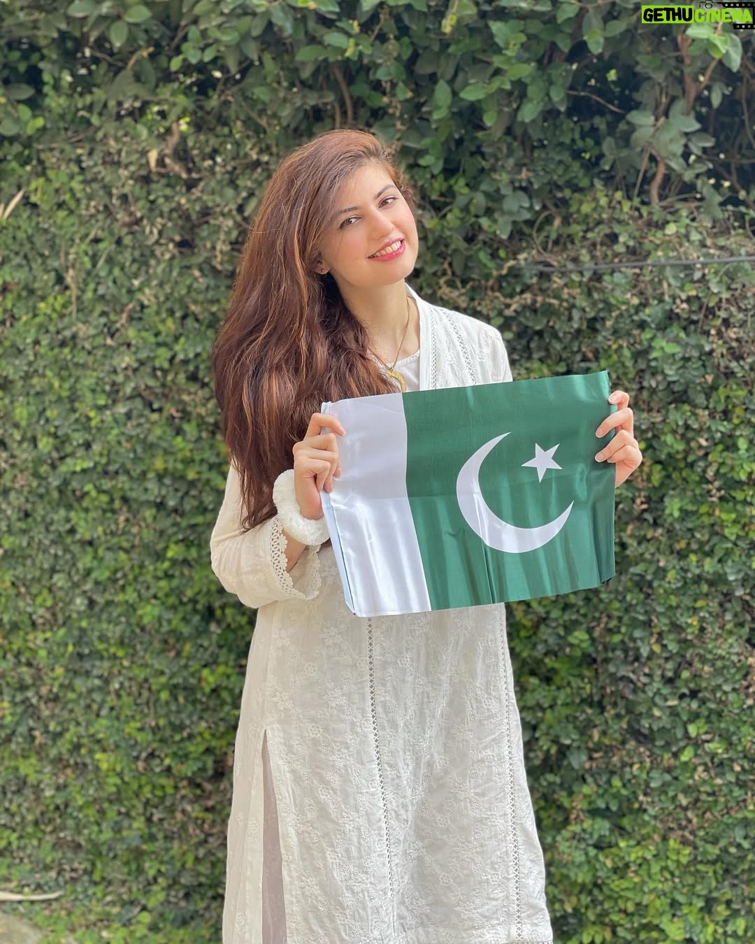 Anam Goher - 26K Likes - Happy Independence Day Pakistan, from Us to You 🇵🇰💚
#AzaadiMubarik #IndependenceDay #PakistanyouareLOVE @gohermumtazofficial @anamgoherofficial