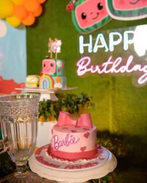 Anam Goher Instagram - Our little Baby Suleiman turns ONE Today! And the best part he has the same birthday as his mama. 🤍🥳
How time flew by! 
A big Thank you to everyone who was a part of the event on our special day. ✨

Special mention to @zuora_events for delivering exactly as they promised. 

@fatography.ai for capturing our memorable moments. 

PS: happy independence day #pakistan 🇵🇰

#Baby #birthday #birthdayboy #one #LEO