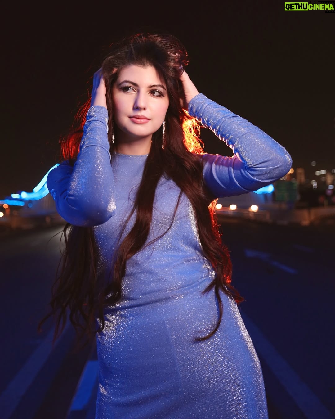 Anam Goher - 11.9K Likes - 💜✨💎
@uthman_studio
@reserved
@meydanbridge
.
.
.
.
.
#trending #explorepage #instagram #instagood #instadaily #dress #uae #dubai #fyp #reels #ootd #photography #photooftheday #travelgram